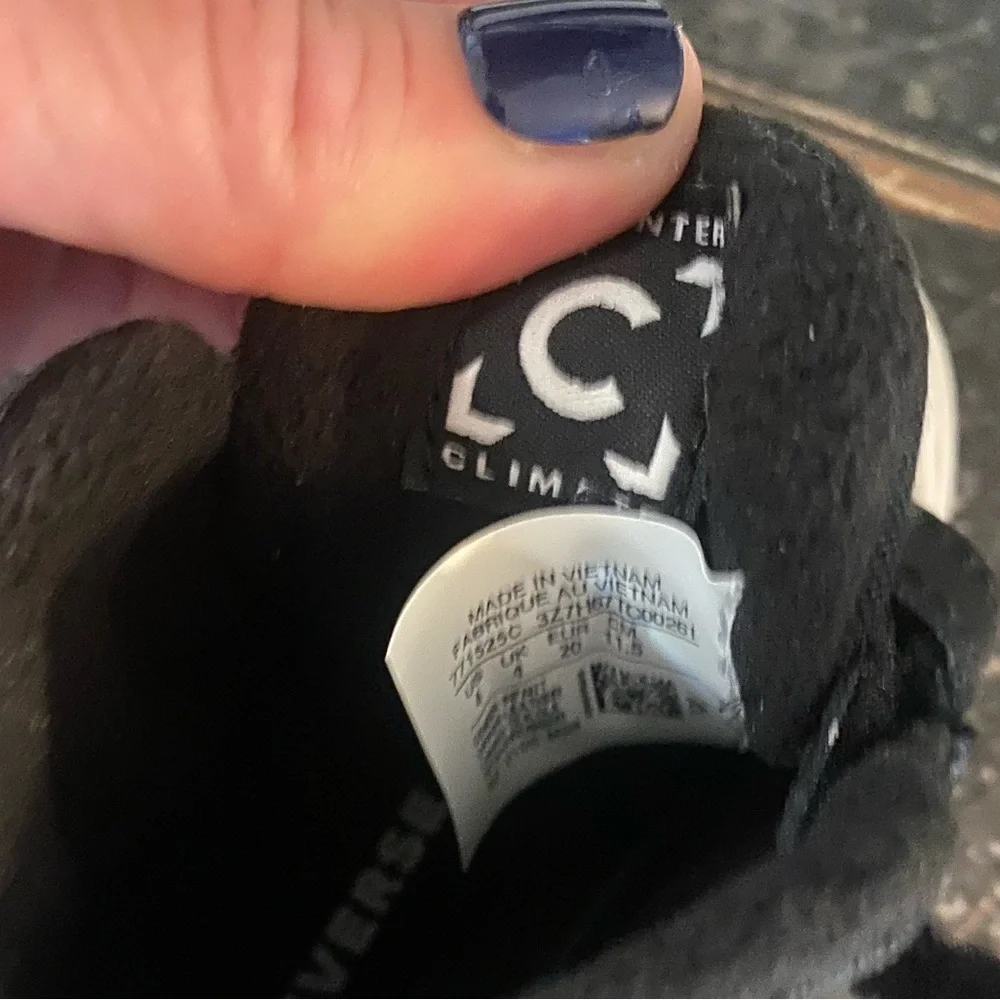 CONVERSE 